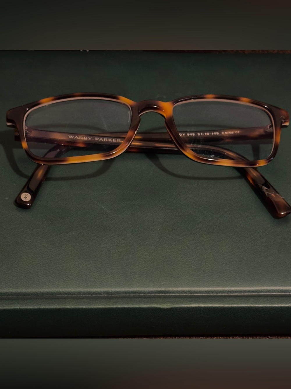 Warby Parker Men’s tortoise shell design frames. Good condition.